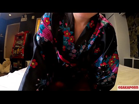 ❤️ Vajza e re cosplay pëlqen seksin deri në orgazmë me një shiringë në një kalorës dhe një blowjob. Vajzë aziatike me pidhi leshtore dhe cica të bukura me kostum tradicional japonez në video amatore që tregon masturbim me lodra qij. Sakura 3 OSAKAPORN. ❤️ Vetëm porno tek ne sq.storestarbucks.top ﹏